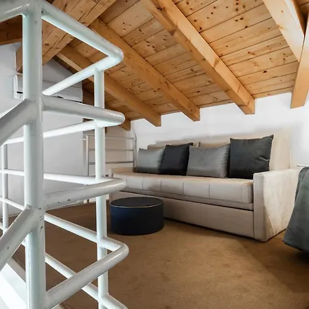 A Casa Nuccia Mansarda By Solutions Appartement *