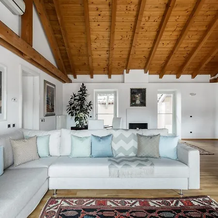 Appartement A Casa Nuccia Mansarda By Solutions *