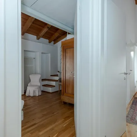 Appartement A Casa Nuccia Mansarda By Solutions