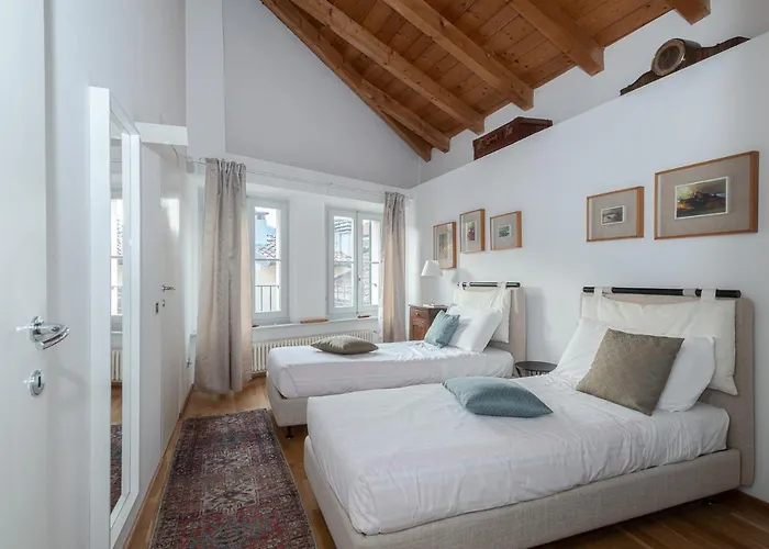 A Casa Nuccia Mansarda By Solutions Appartement Como