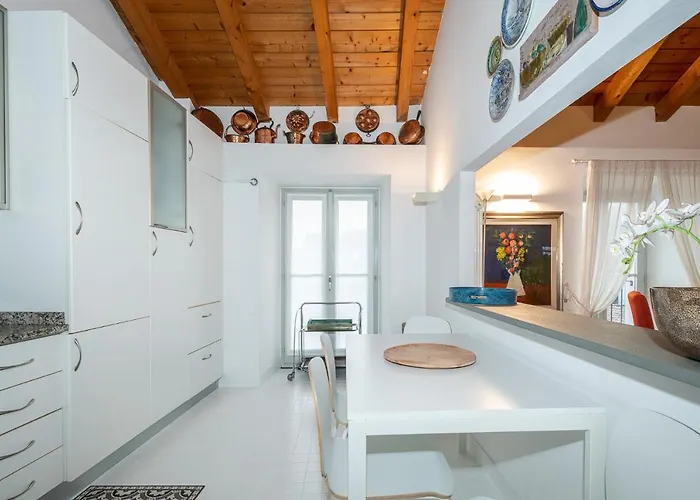 A Casa Nuccia Mansarda By Solutions Appartement *
