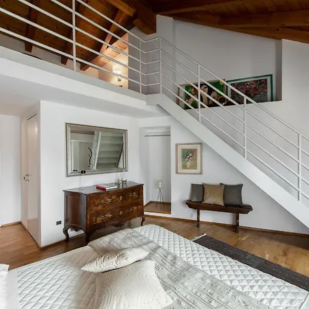 公寓 A Casa Nuccia Mansarda By Solutions *
