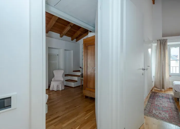 公寓 A Casa Nuccia Mansarda By Solutions